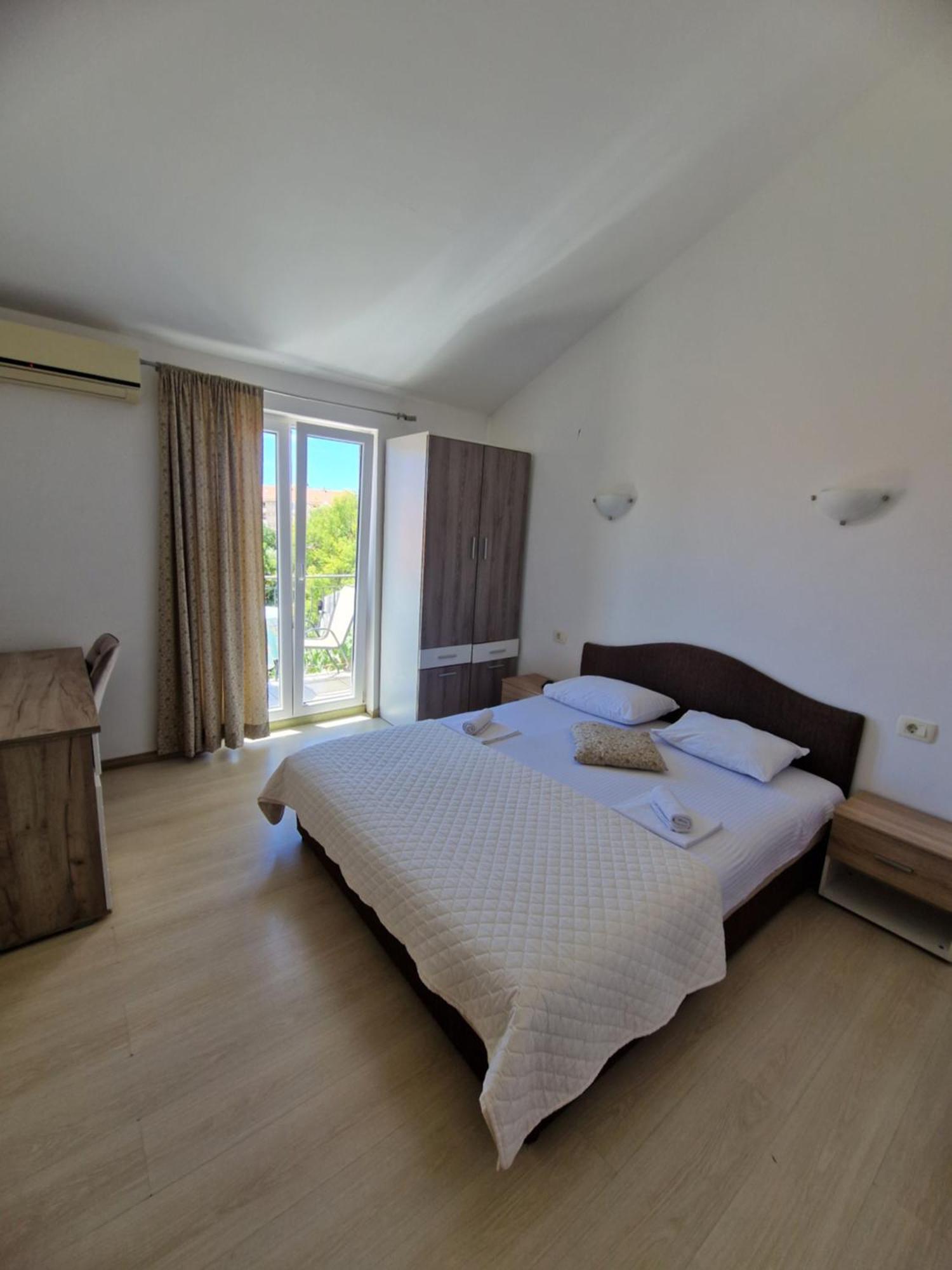 Guest House Damjana Будва Екстериор снимка