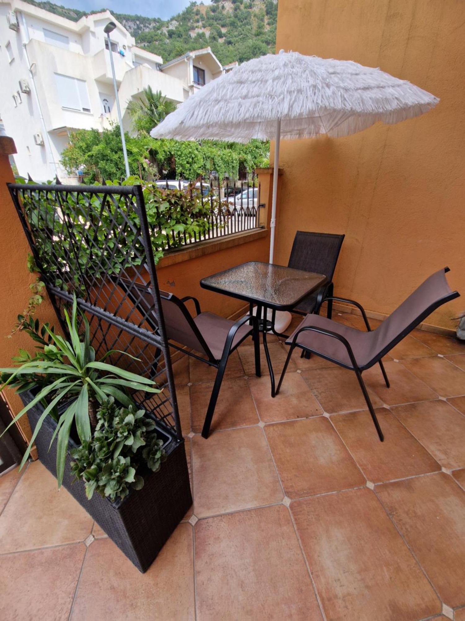 Guest House Damjana Будва Екстериор снимка