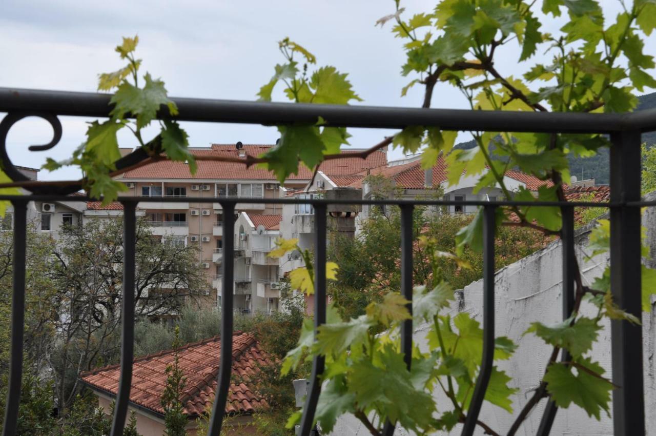 Guest House Damjana Будва Екстериор снимка