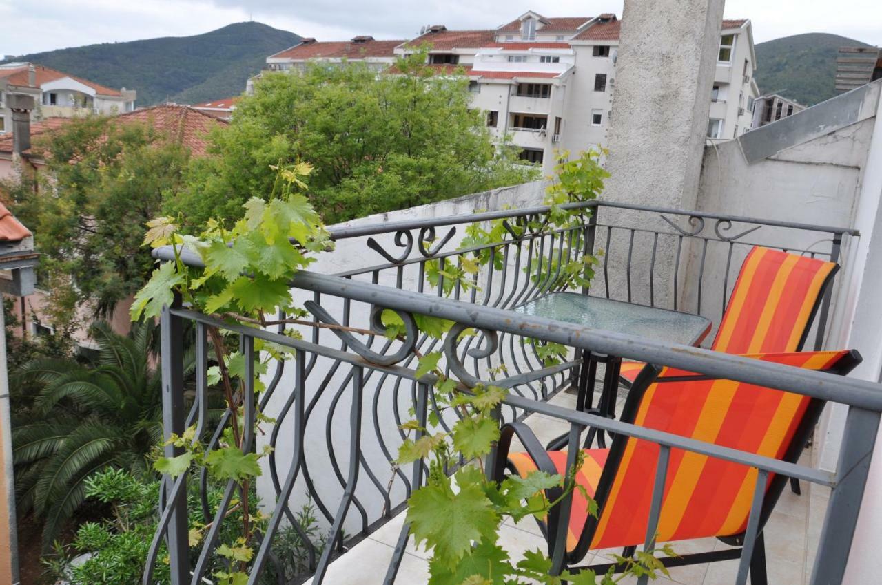 Guest House Damjana Будва Екстериор снимка